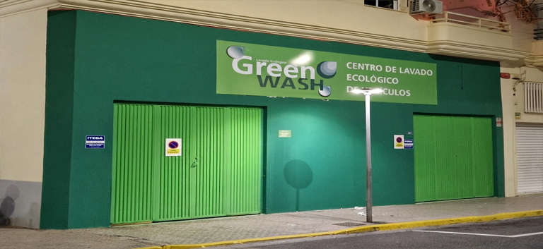 Interior de galera para centro de lavado